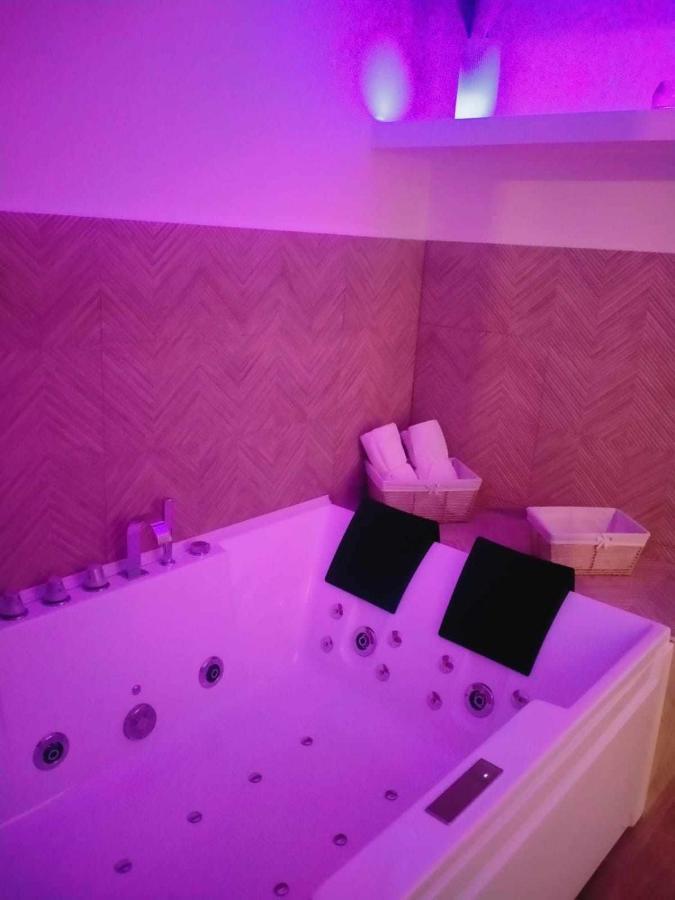 Zephir Apartments ブリンディジ エクステリア 写真